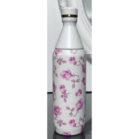 STANLEY X LOVESHACKFANCY LIMITED EDITION
20oz Slim Bottle, RIBBON ROSA - Picture 2 of 8